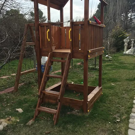 شقة Akrotiria نيسيبار