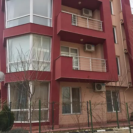 Akrotiria نيسيبار